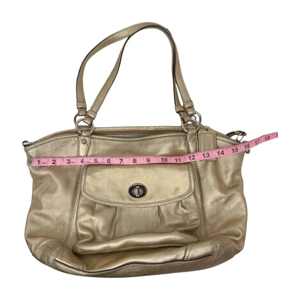 Coach classic metallic